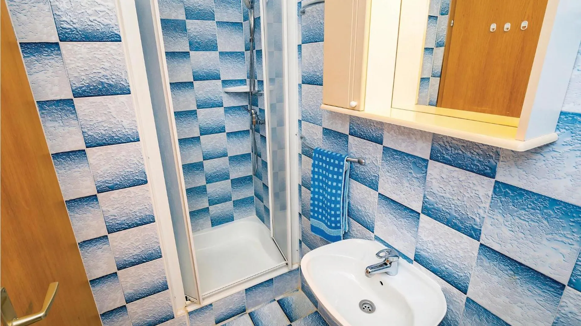3 Bedroom Amazing Apartment In Nedeščina Kroatien